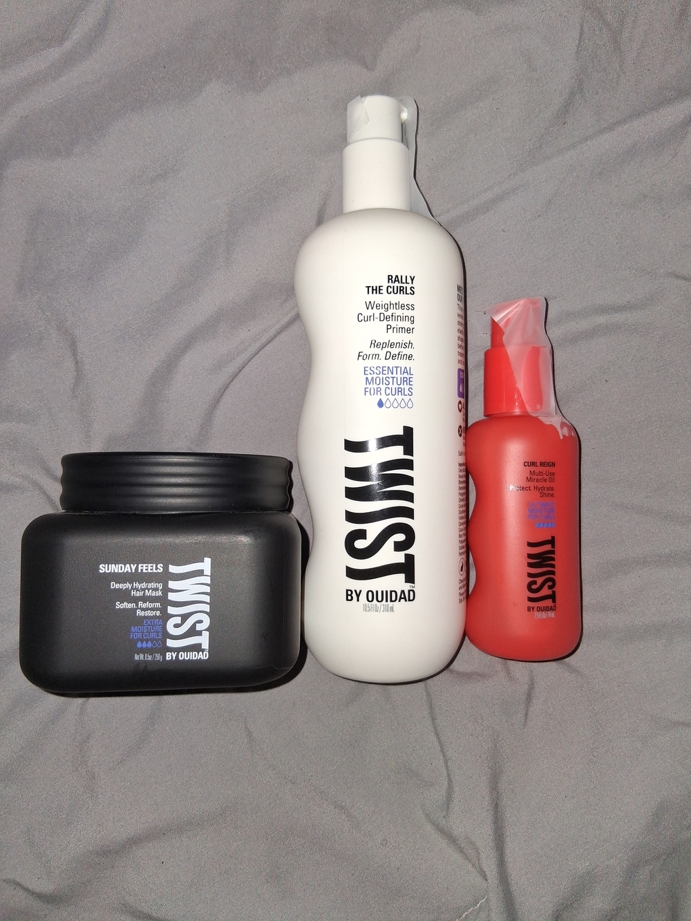 This is a 3-piece hair care bundle from TWIST by Ouidad